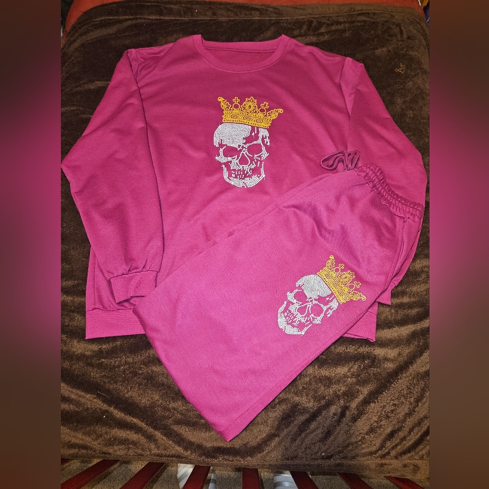 Royal Skull Sweatsuit